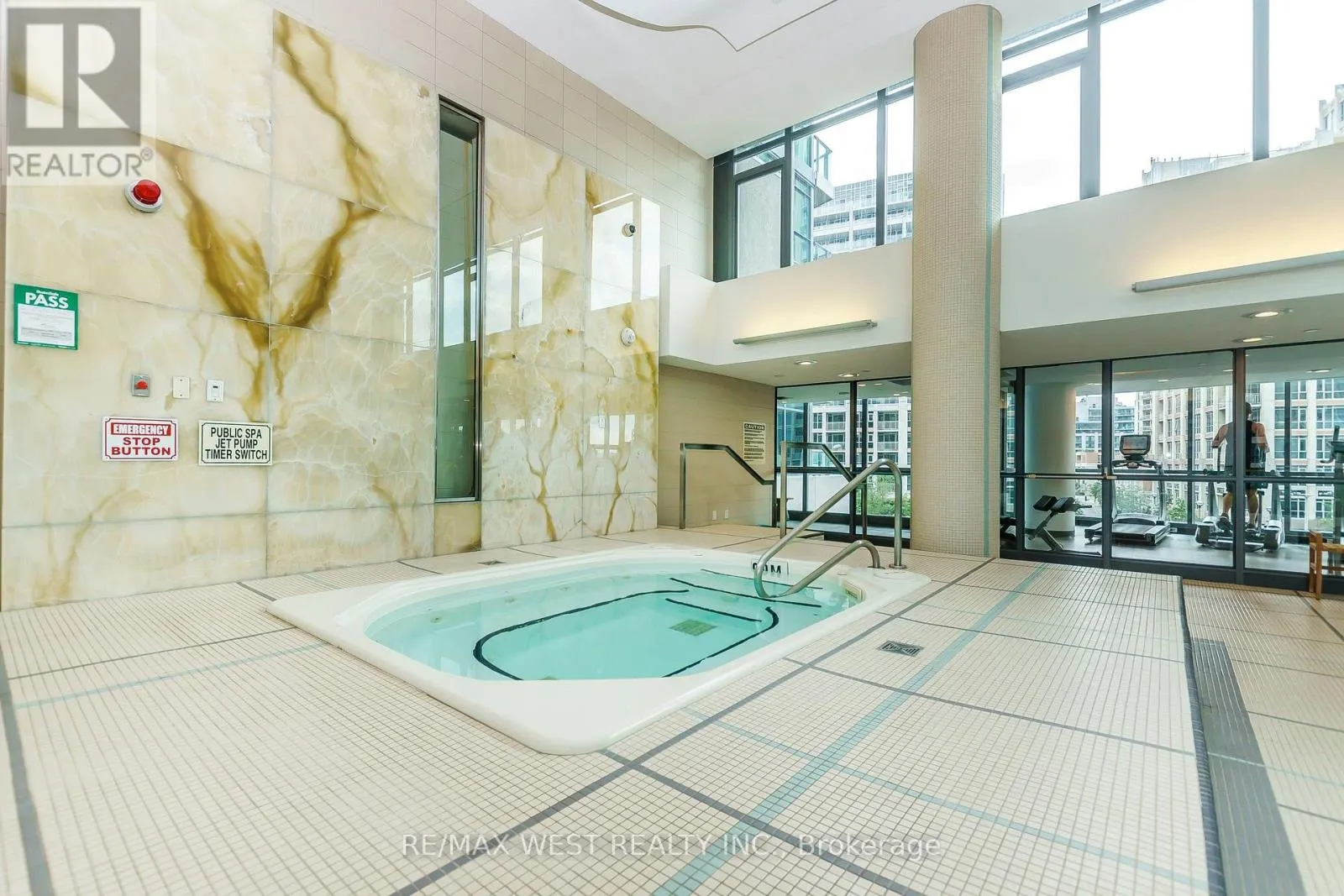 465 - 209 FORT YORK BOULEVARD