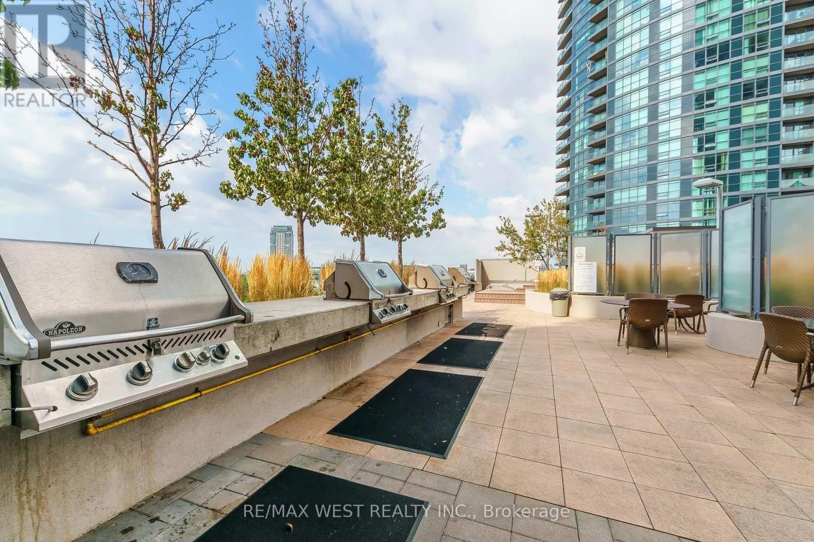 465 - 209 FORT YORK BOULEVARD