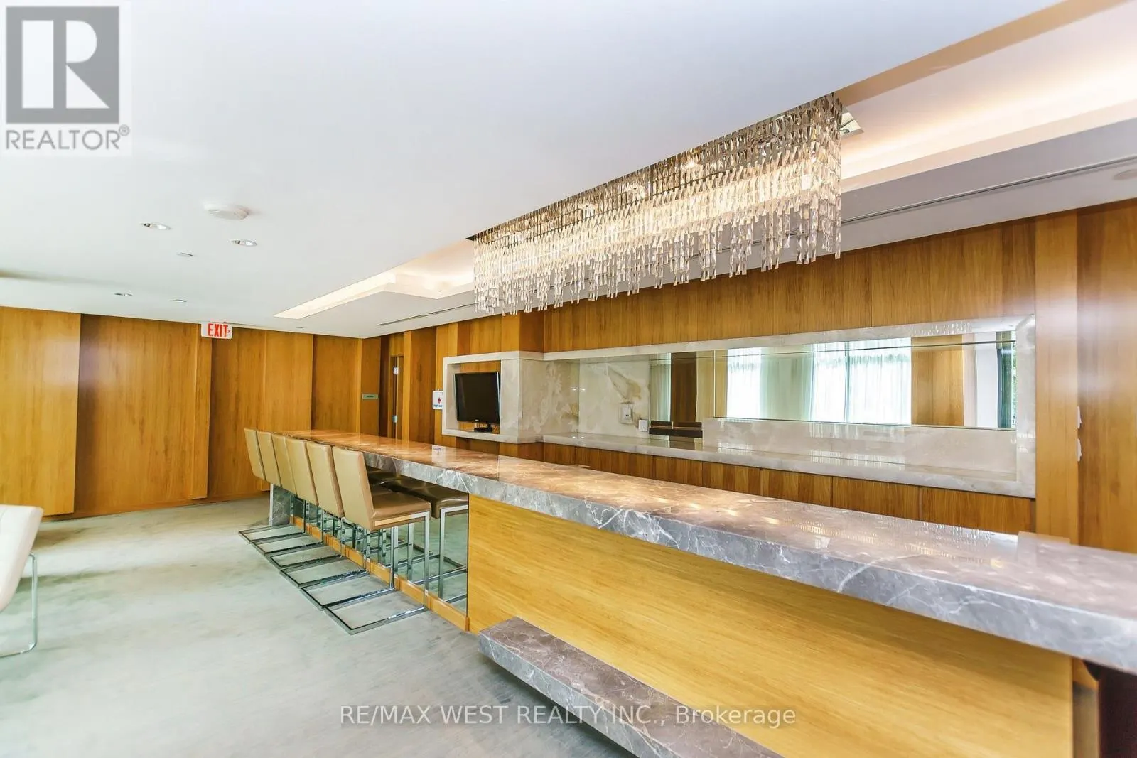 465 - 209 FORT YORK BOULEVARD