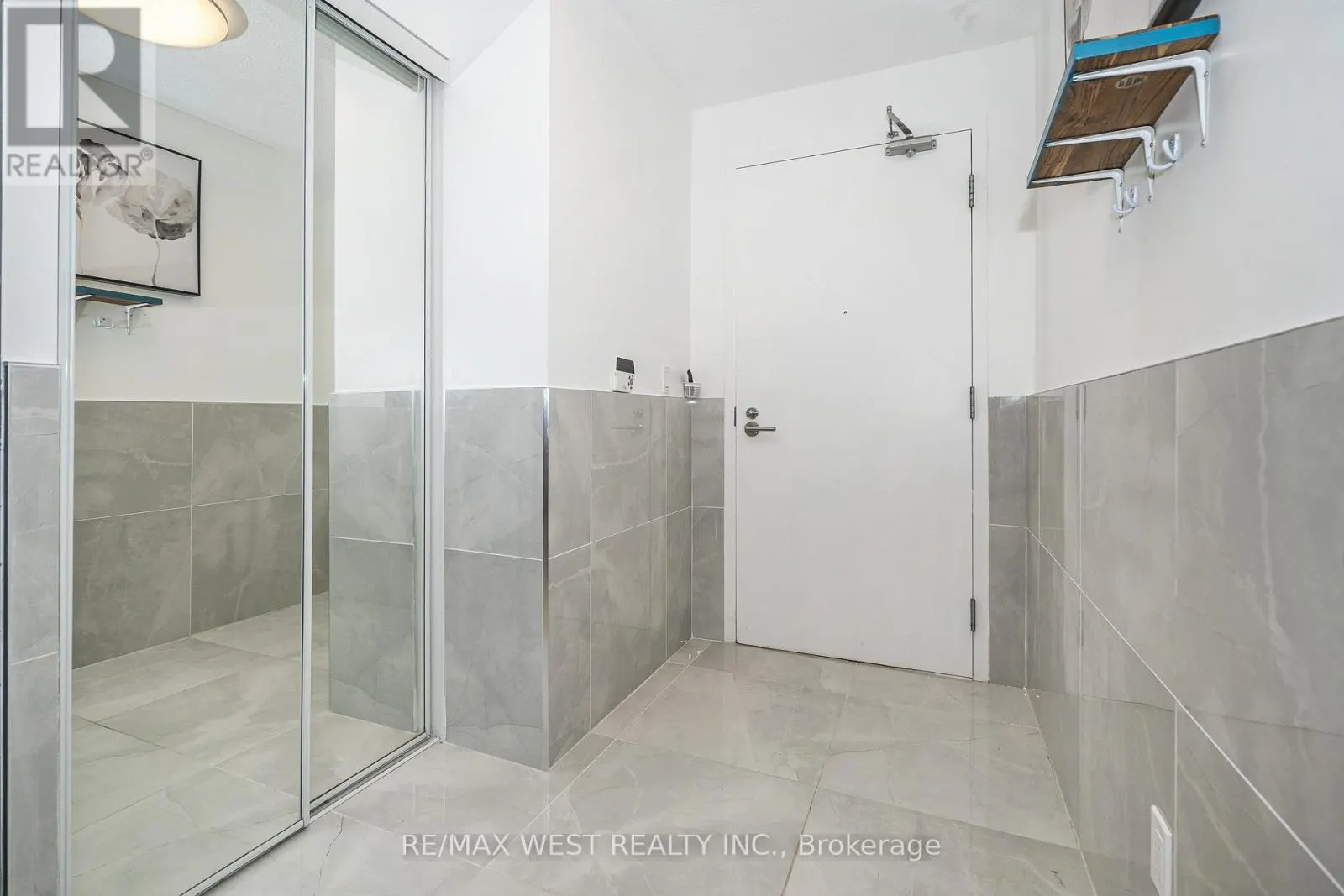 465 - 209 FORT YORK BOULEVARD