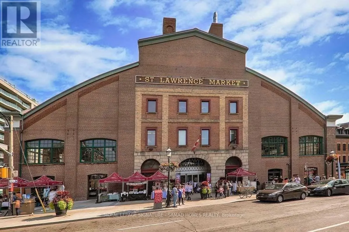 921 - 109 FRONT STREET E