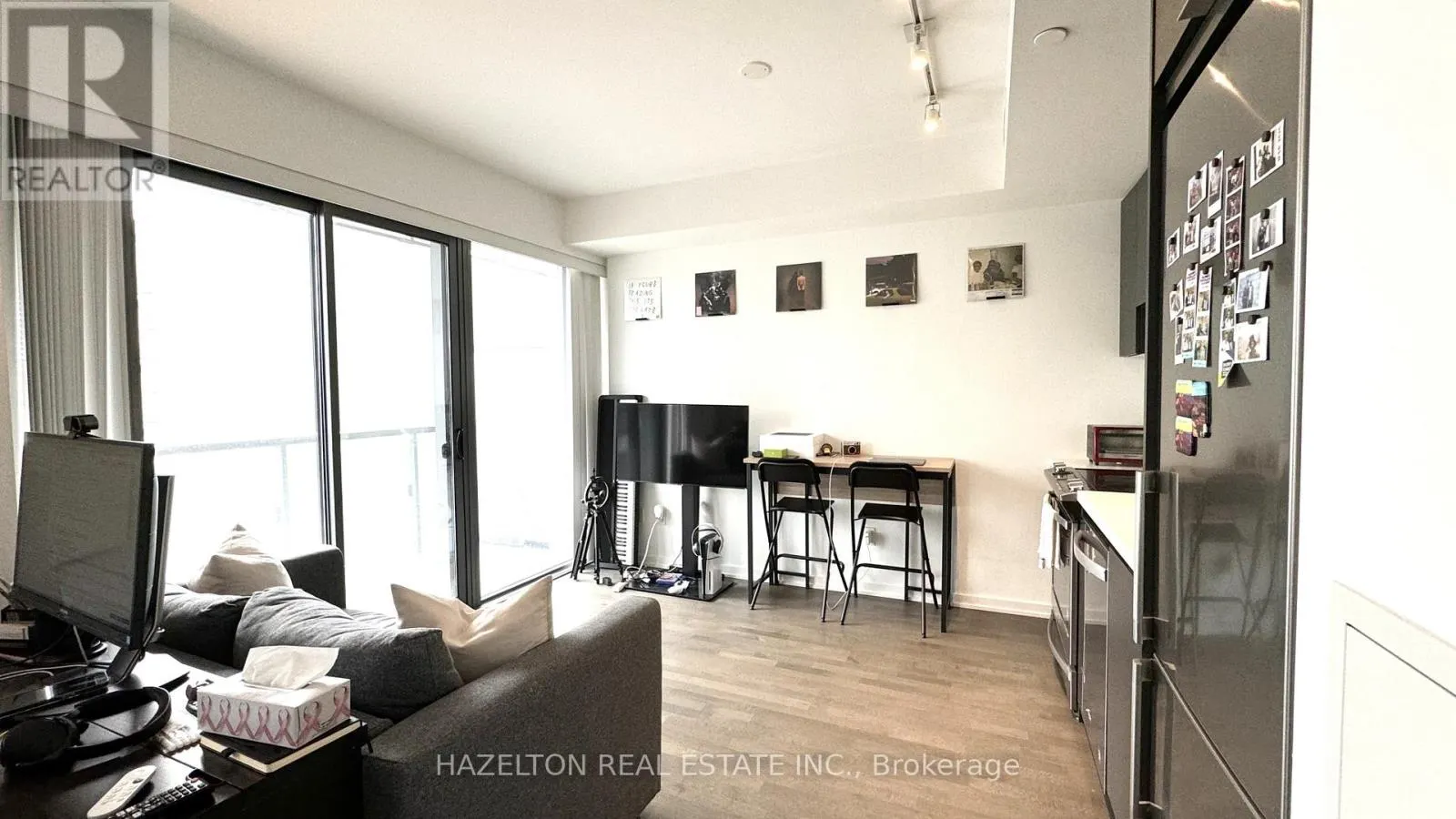 812 - 60 COLBORNE STREET