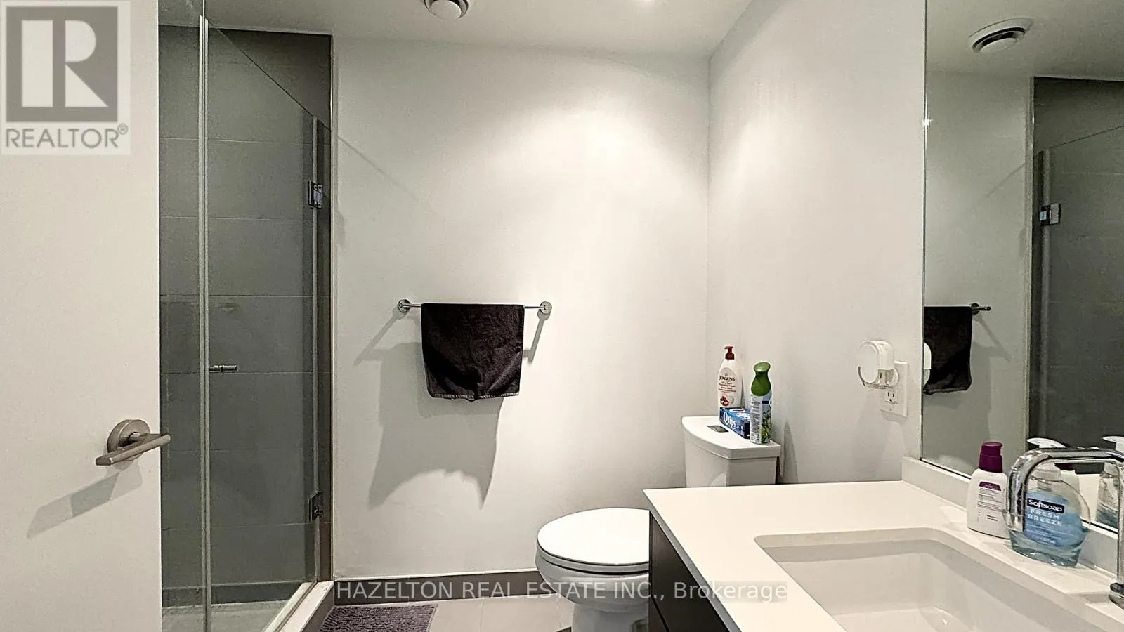 812 - 60 COLBORNE STREET