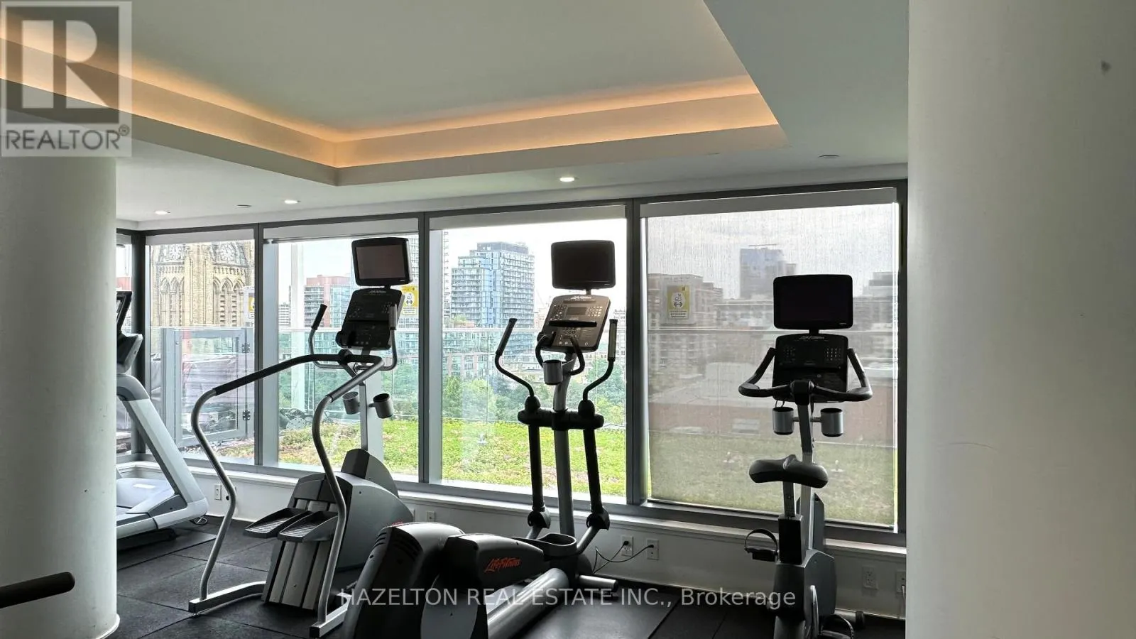 812 - 60 COLBORNE STREET