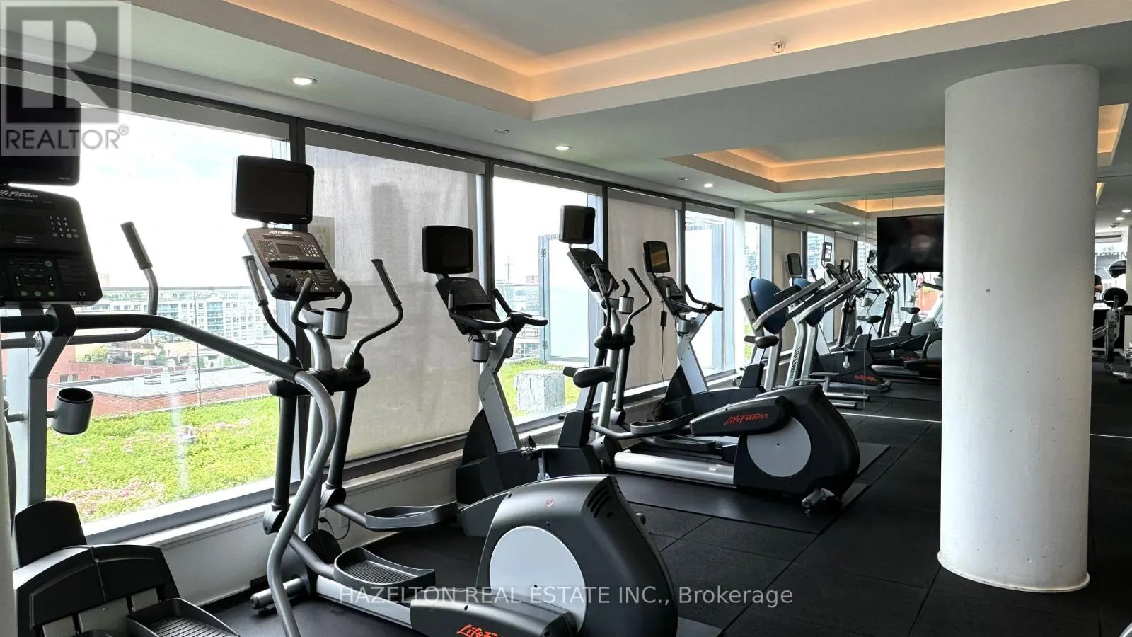 812 - 60 COLBORNE STREET