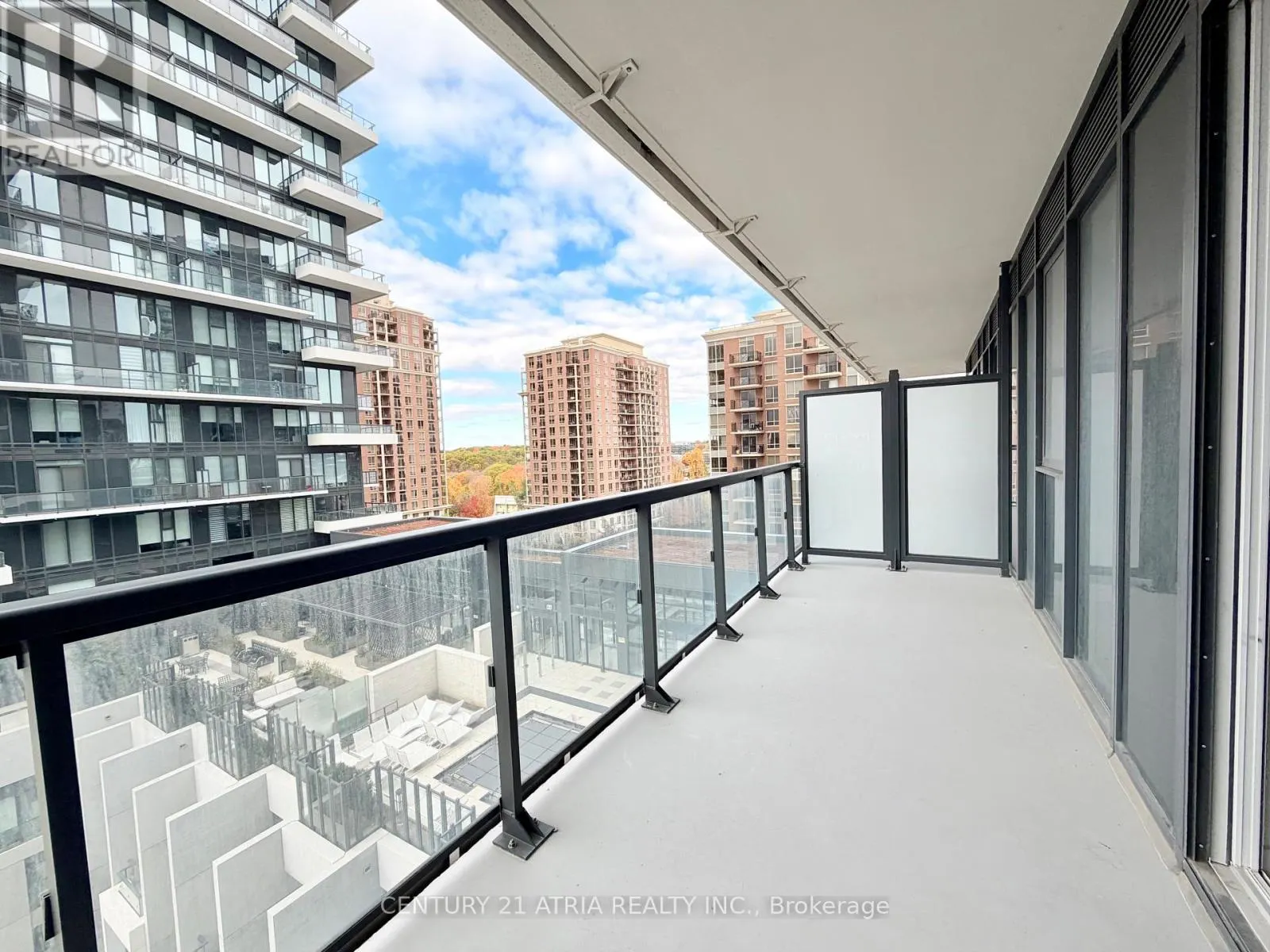 30 INN ON THE PARK DRIVE