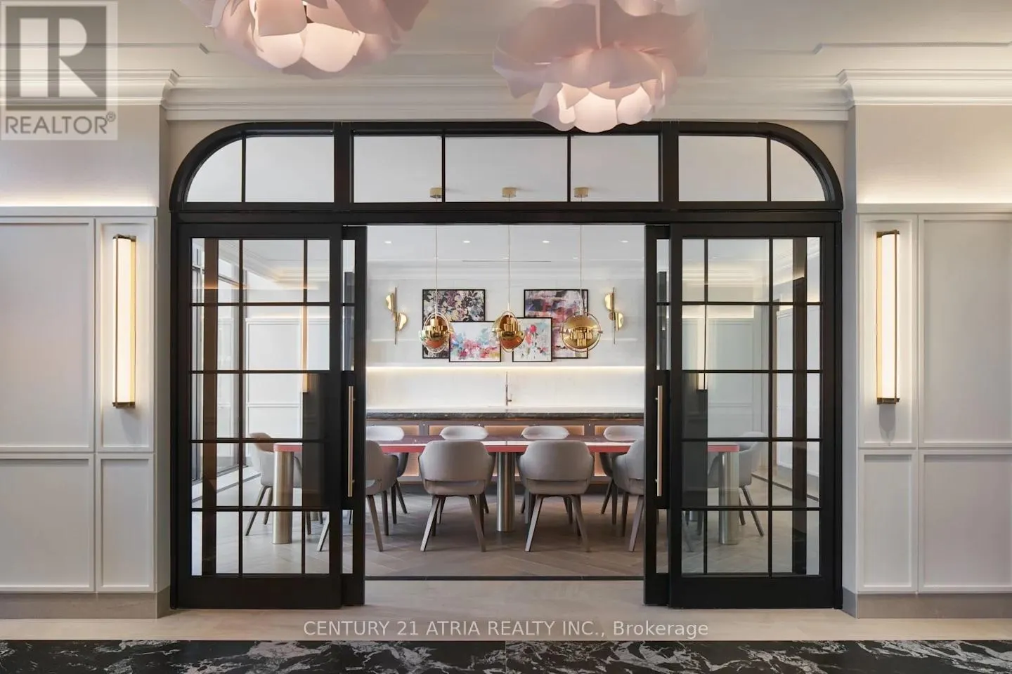 30 INN ON THE PARK DRIVE