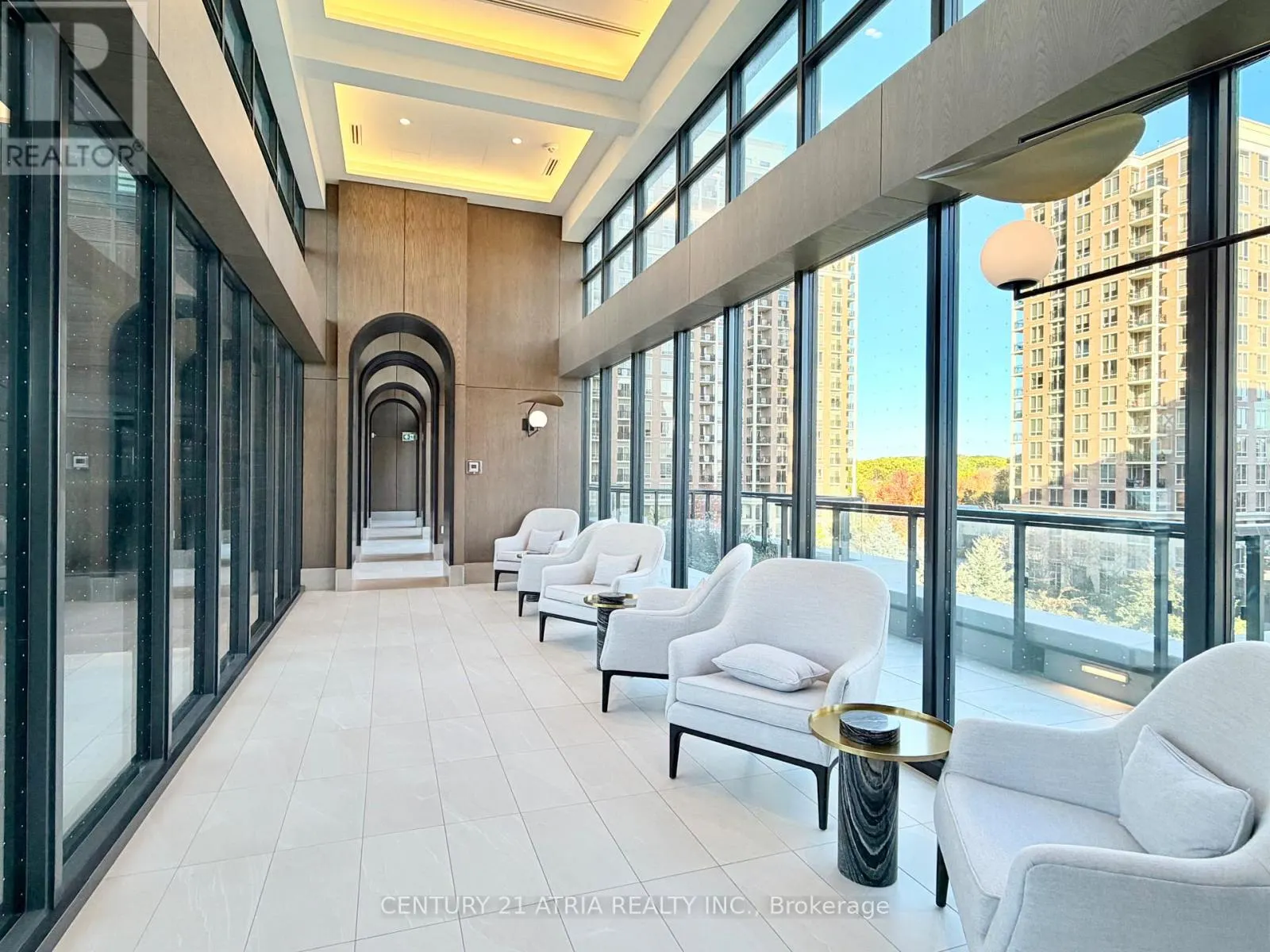 30 INN ON THE PARK DRIVE