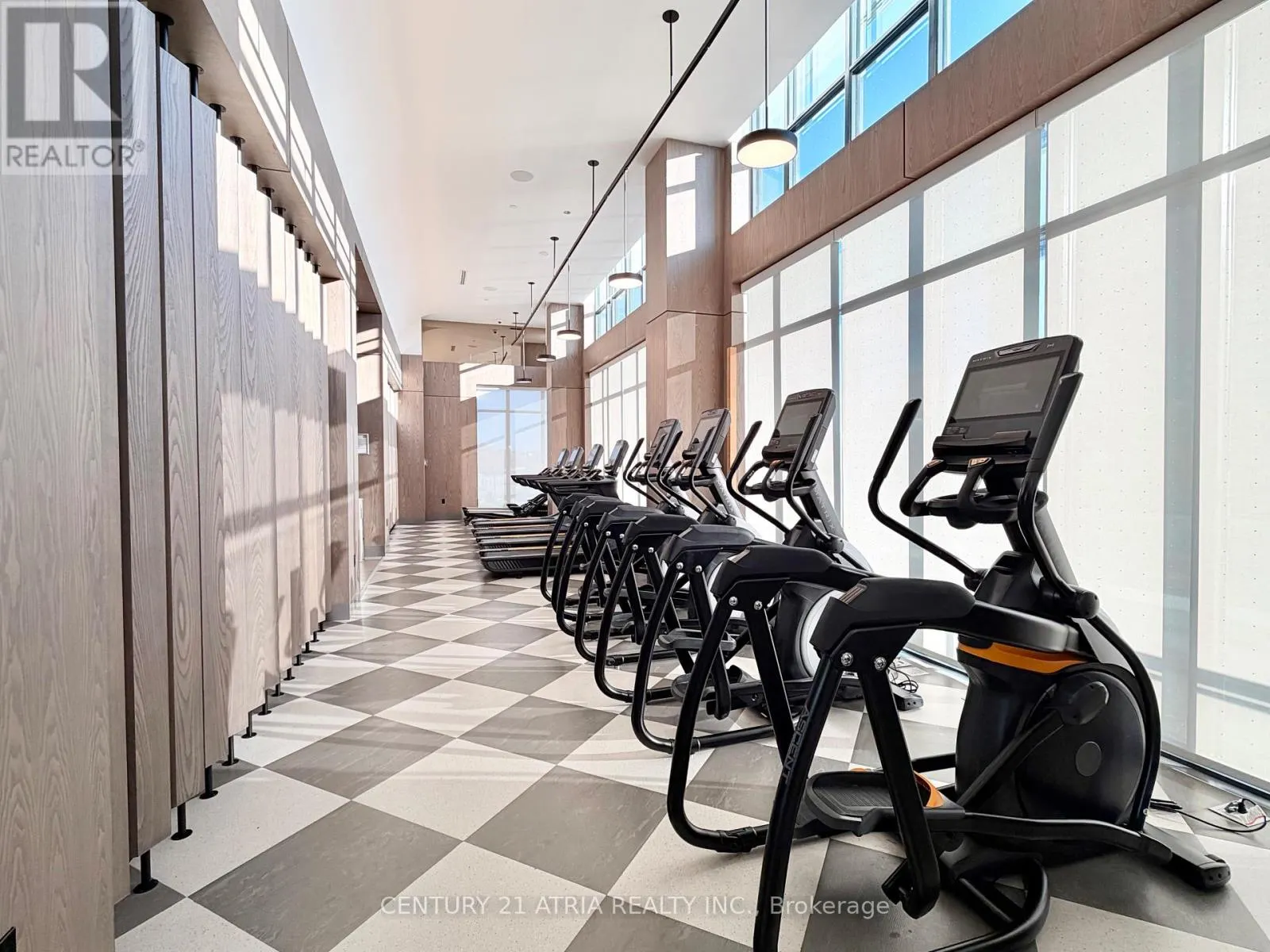 30 INN ON THE PARK DRIVE