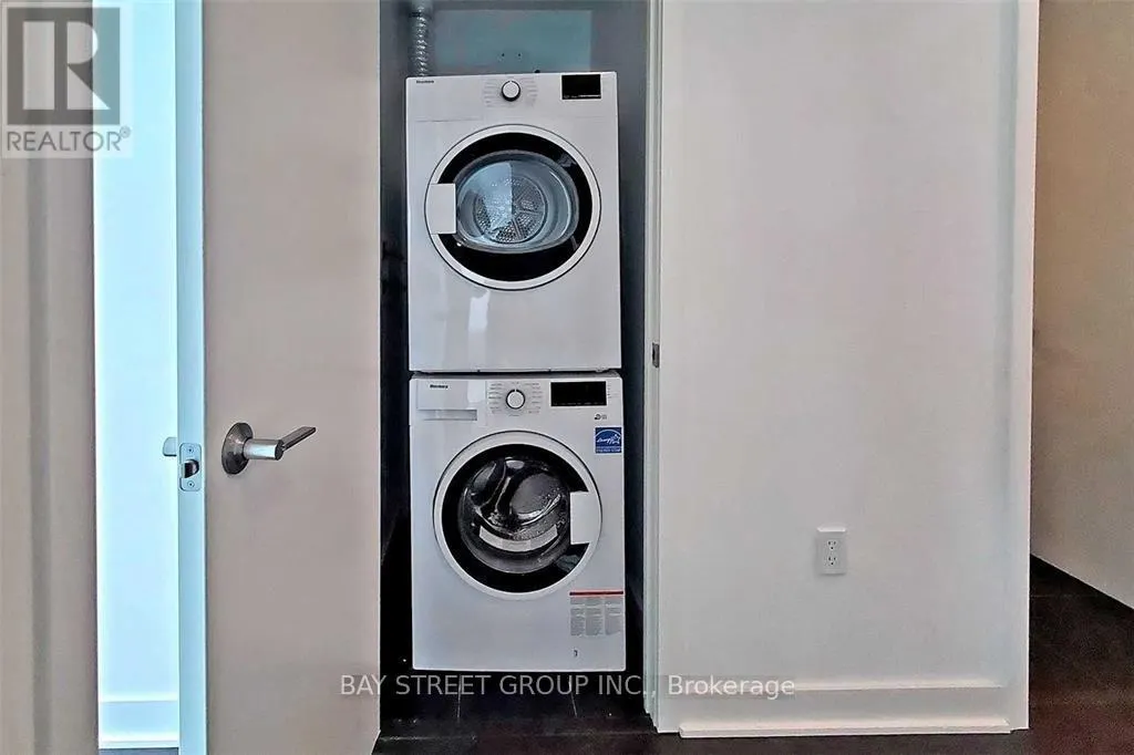 3911 - 125 BLUE JAYS WAY