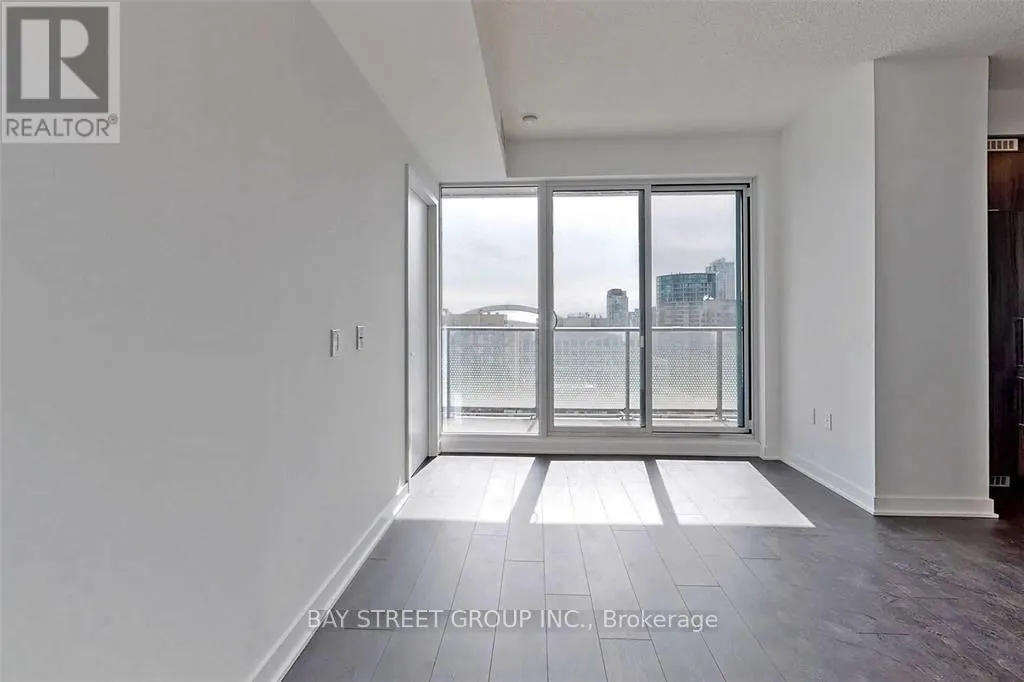 3911 - 125 BLUE JAYS WAY