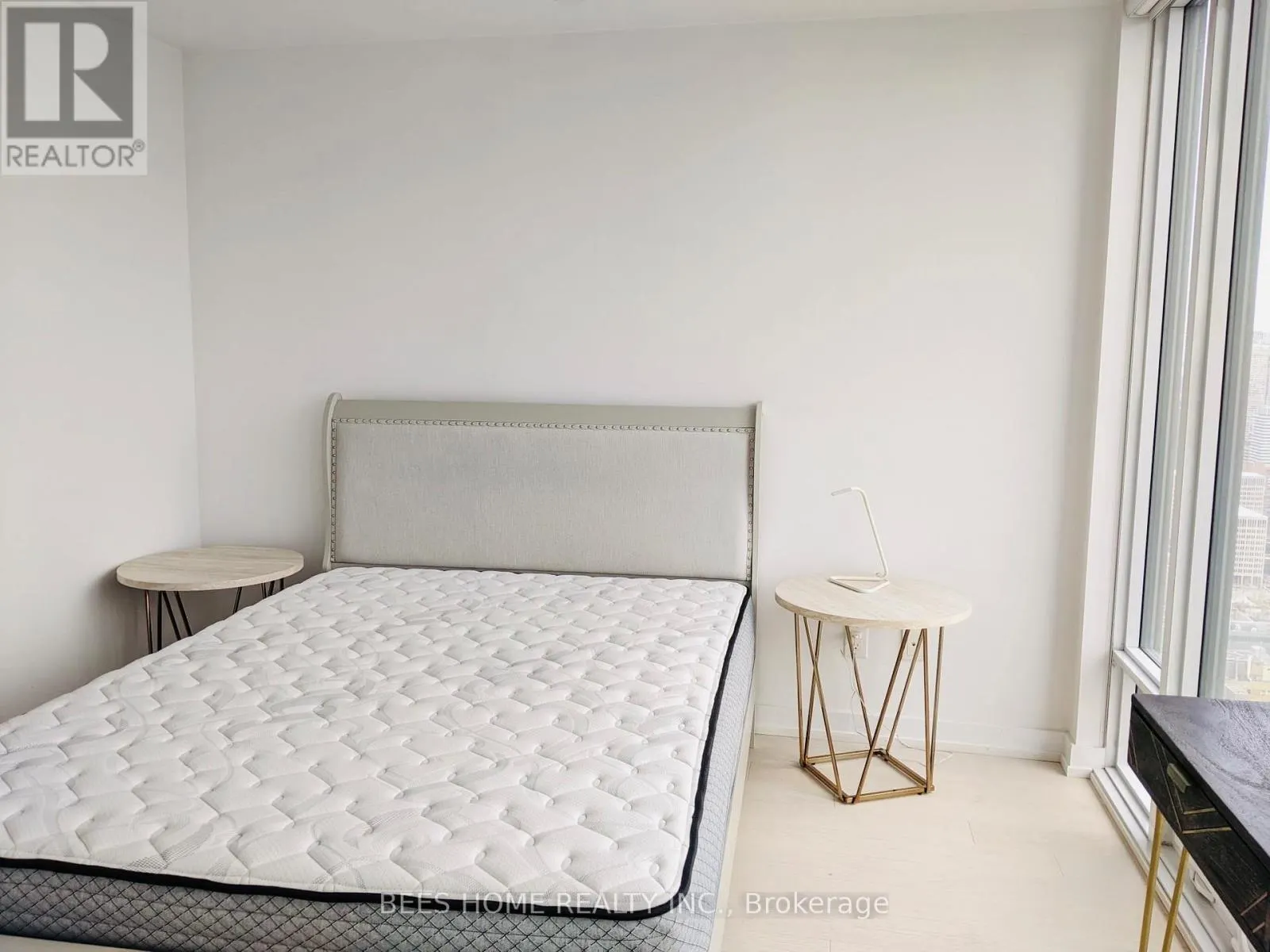 4703 - 488 UNIVERSITY AVENUE