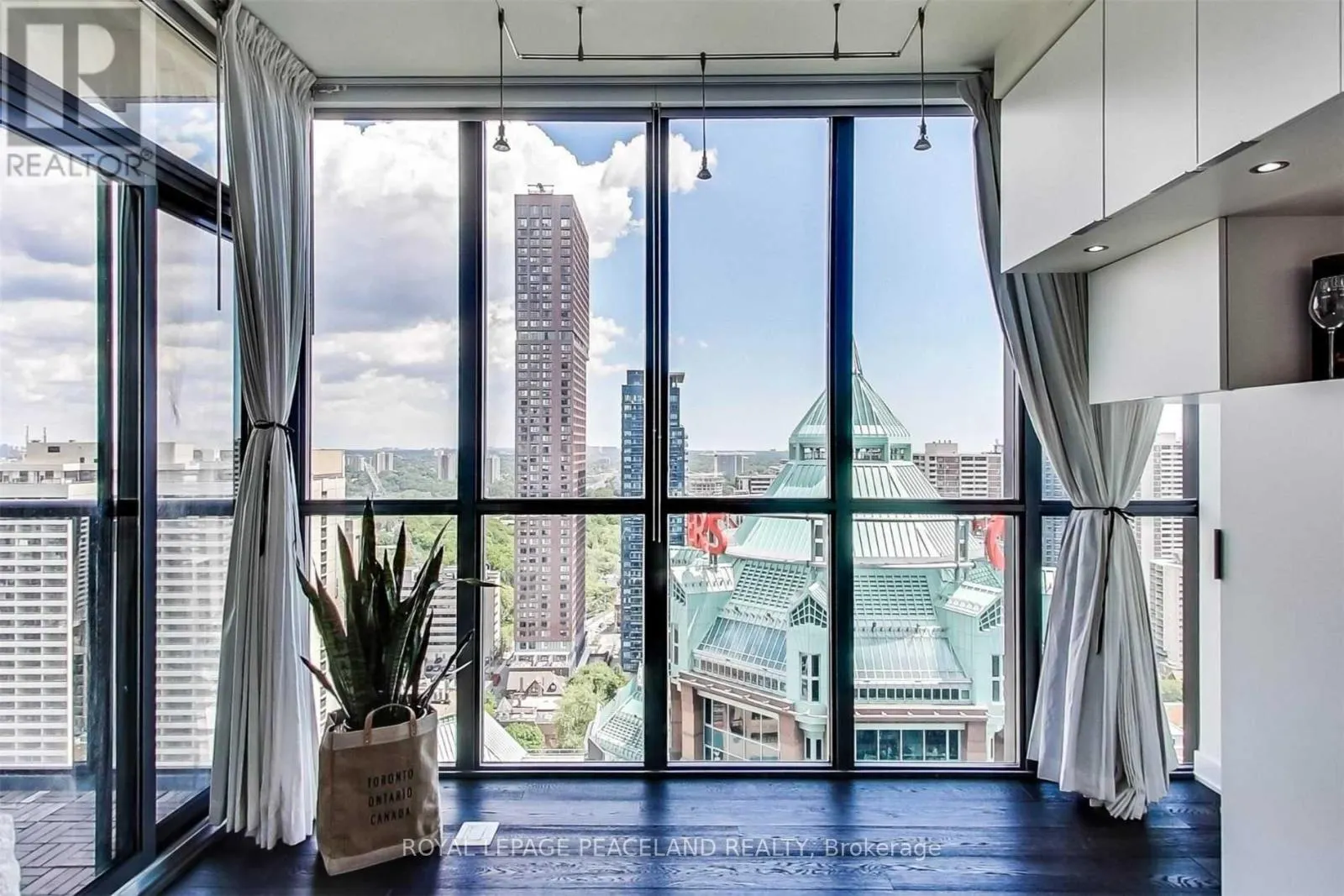 2901 - 110 CHARLES STREET E