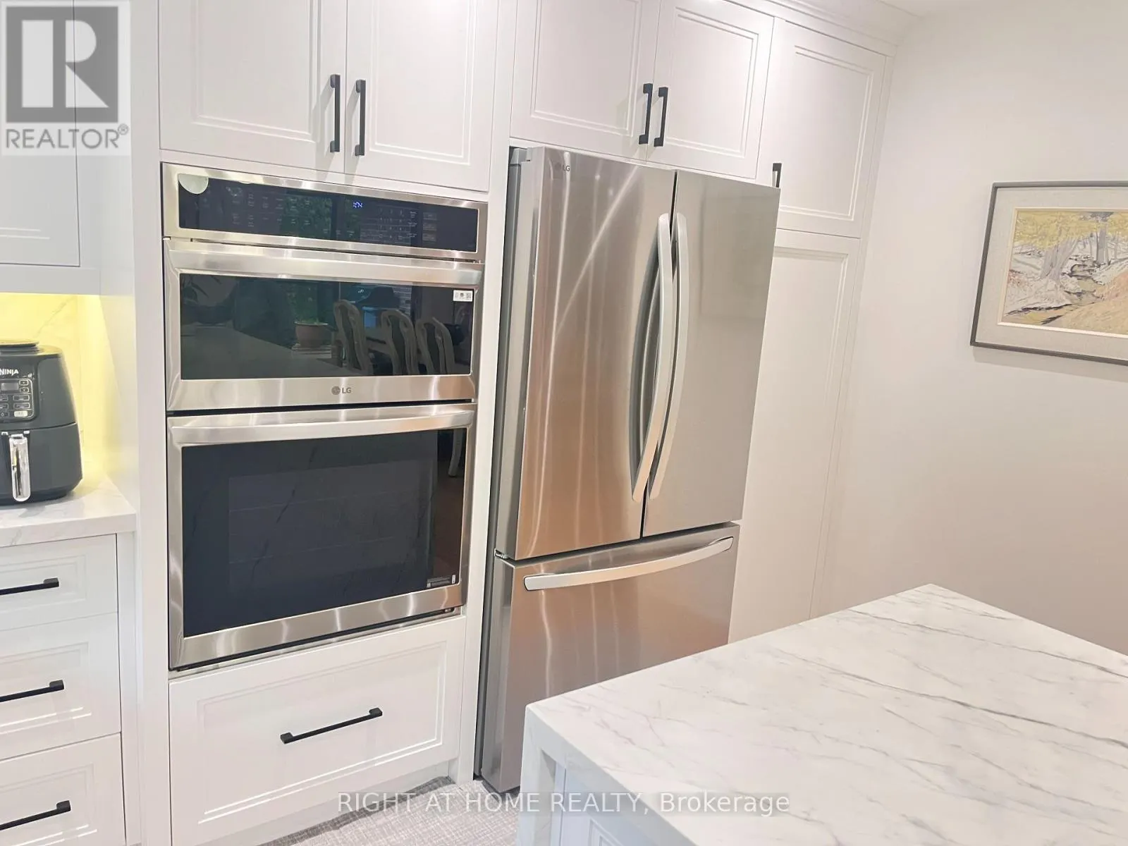 MAIN - 7 WARLOCK CRESCENT