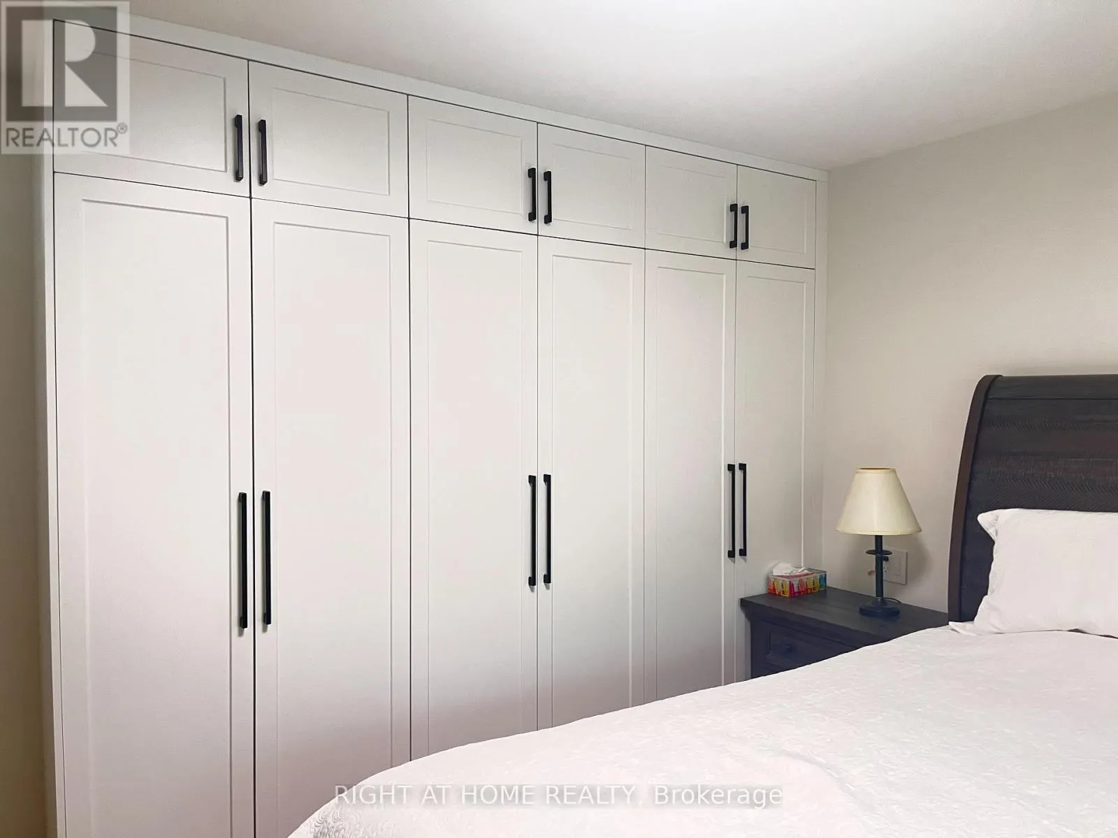 MAIN - 7 WARLOCK CRESCENT