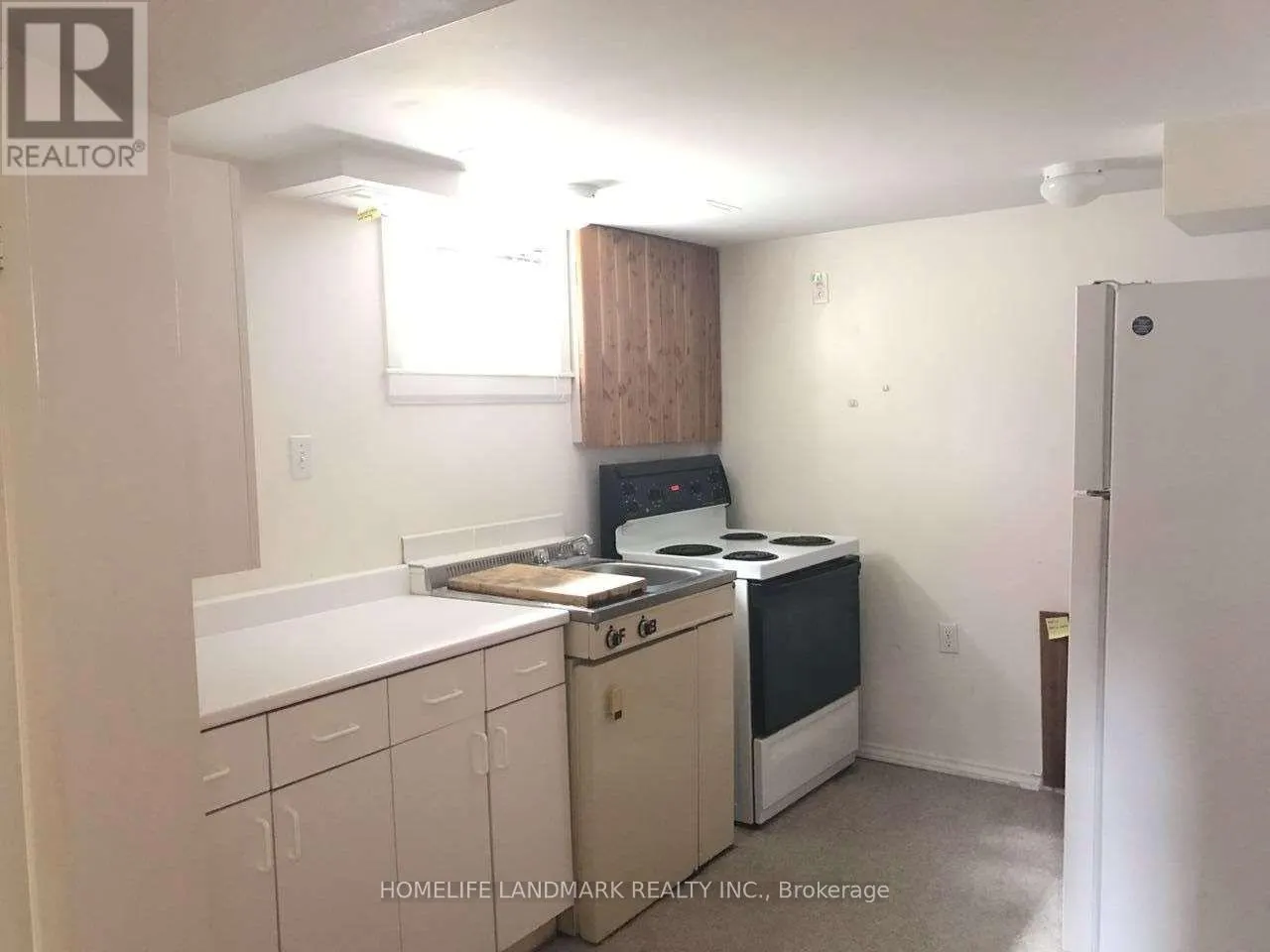 15 CRAIGMORE CRESCENT