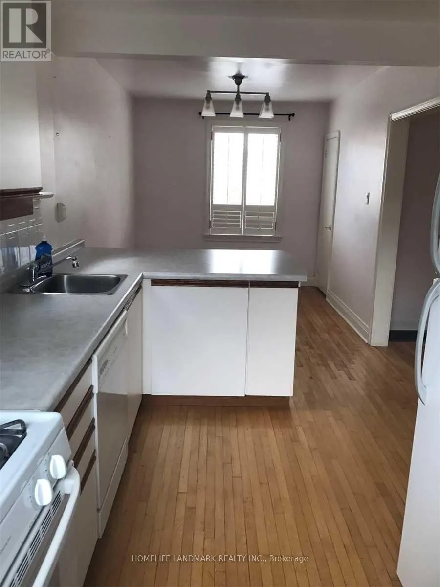 15 CRAIGMORE CRESCENT