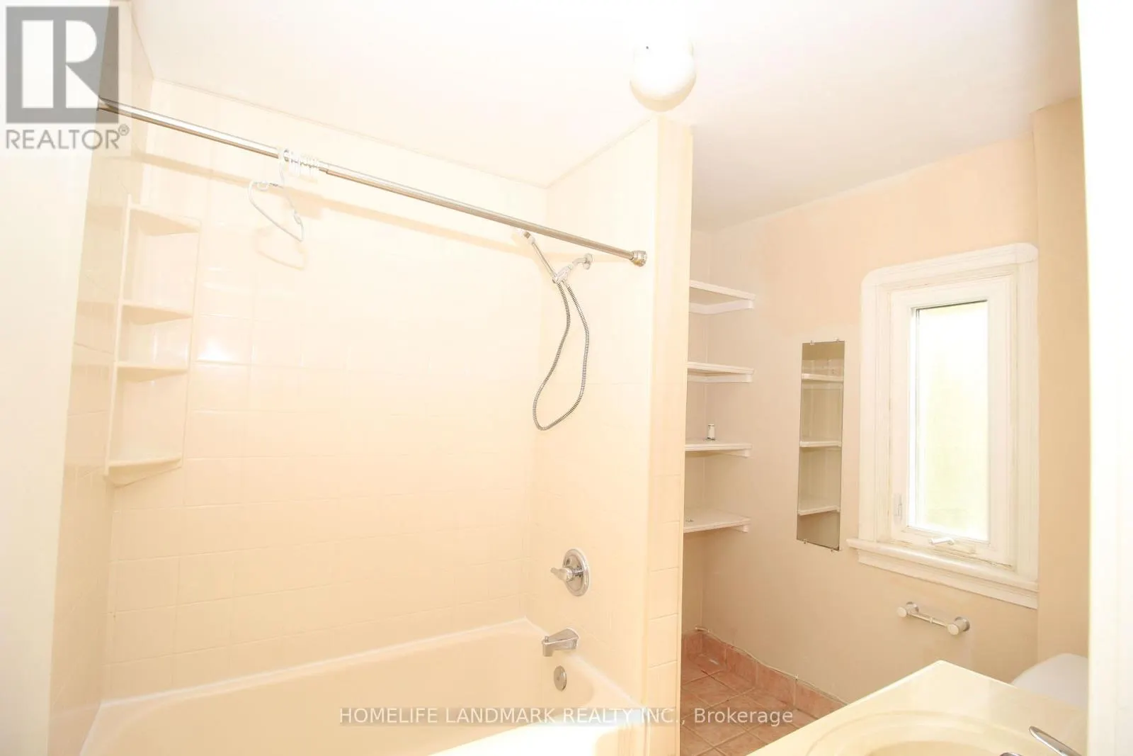 15 CRAIGMORE CRESCENT