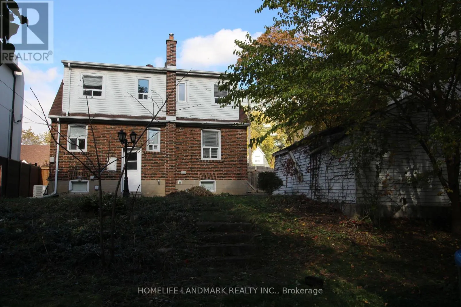 15 CRAIGMORE CRESCENT