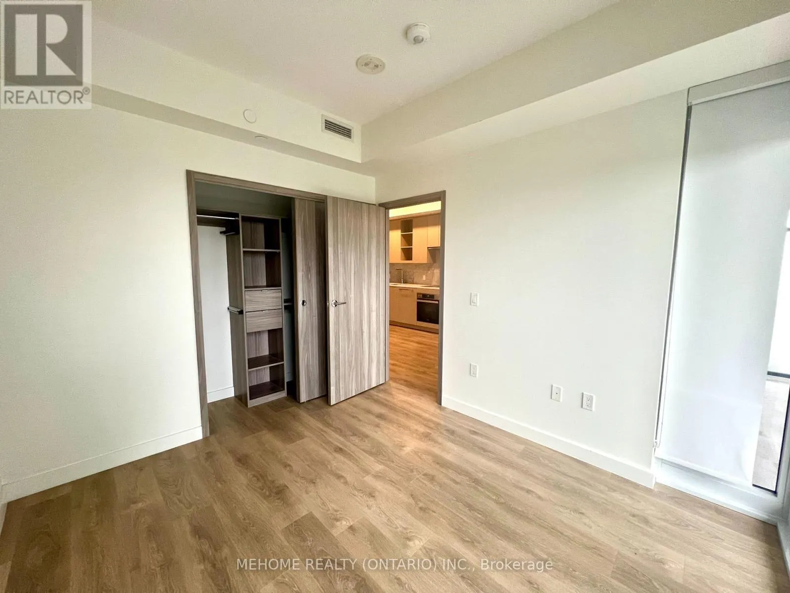 1608 - 95 MCMAHON DRIVE E