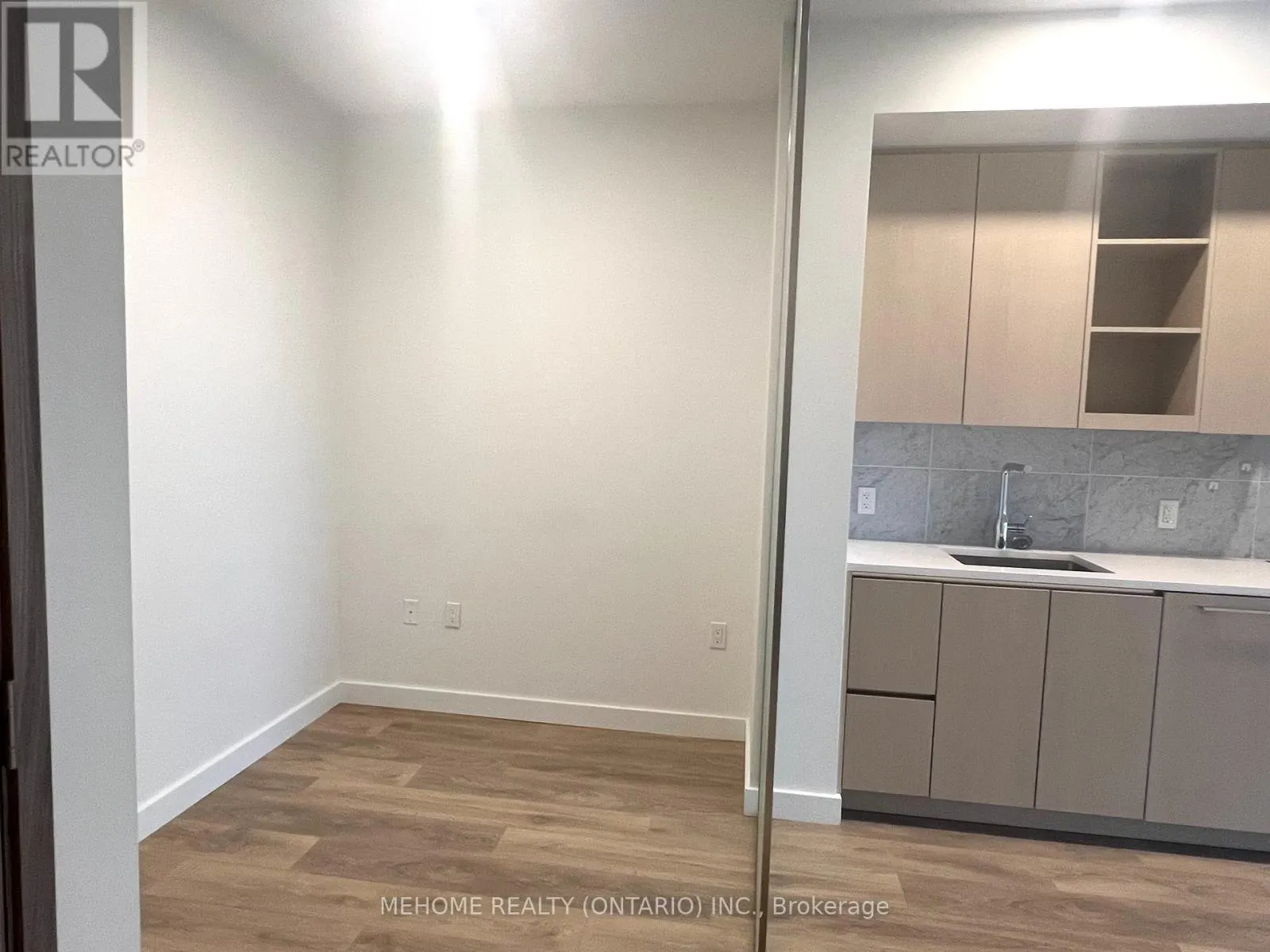 1608 - 95 MCMAHON DRIVE E