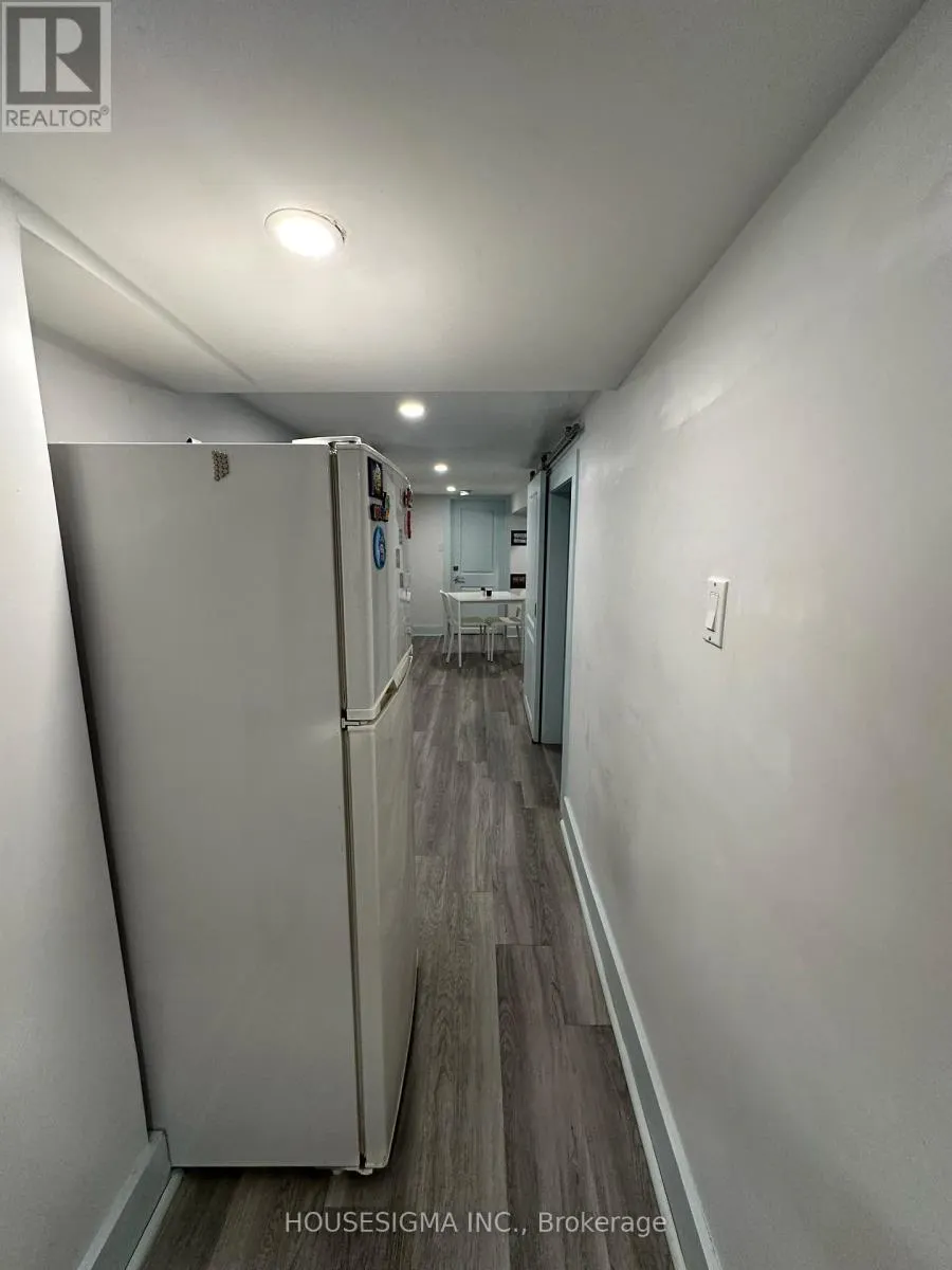 LOWER - 48 EUCLID AVENUE