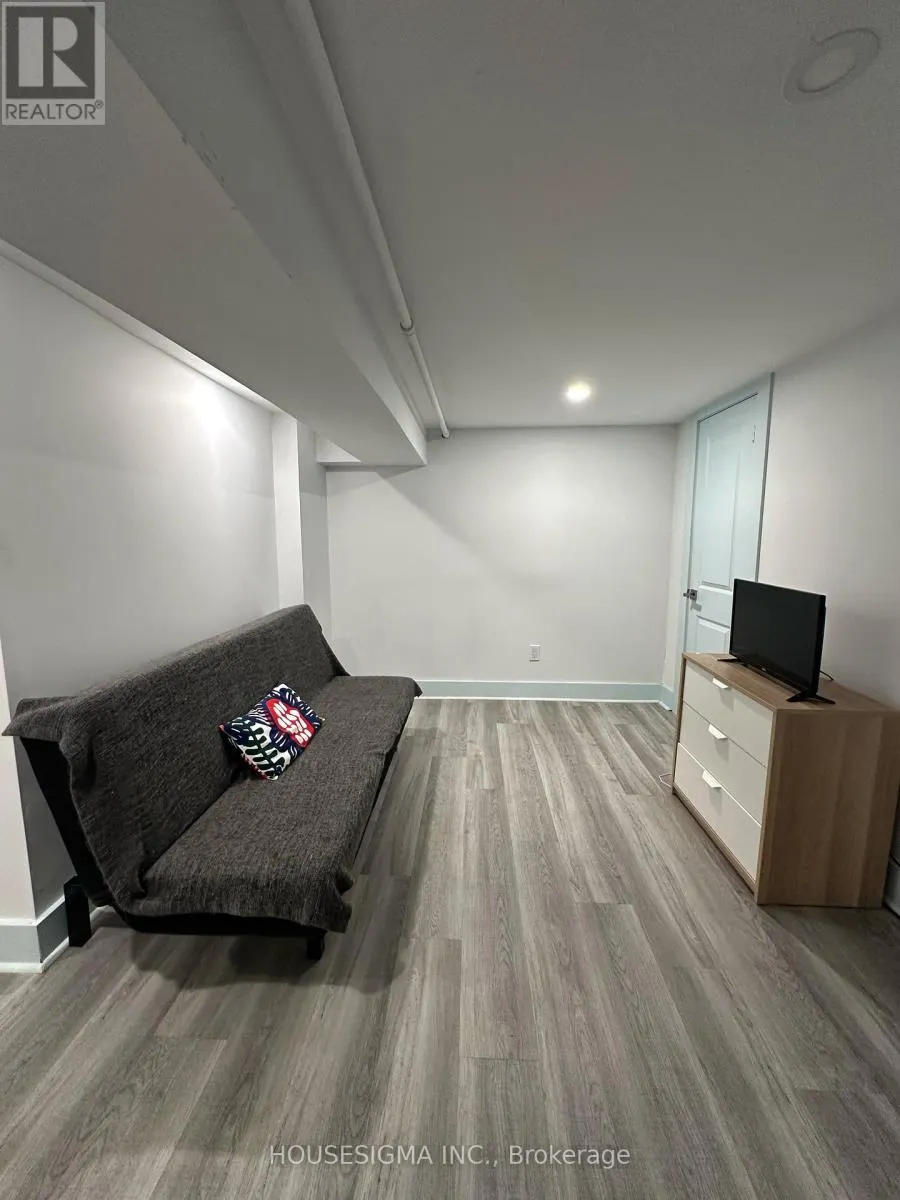 LOWER - 48 EUCLID AVENUE