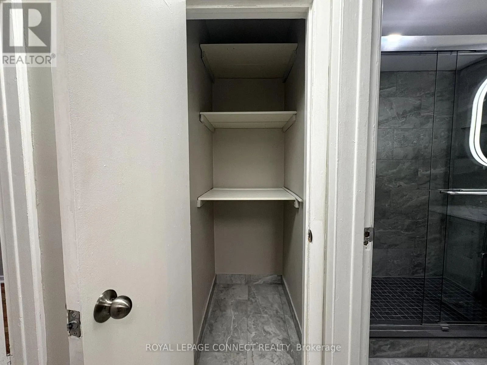 UNIT 1 - 233 PANNAHILL ROAD