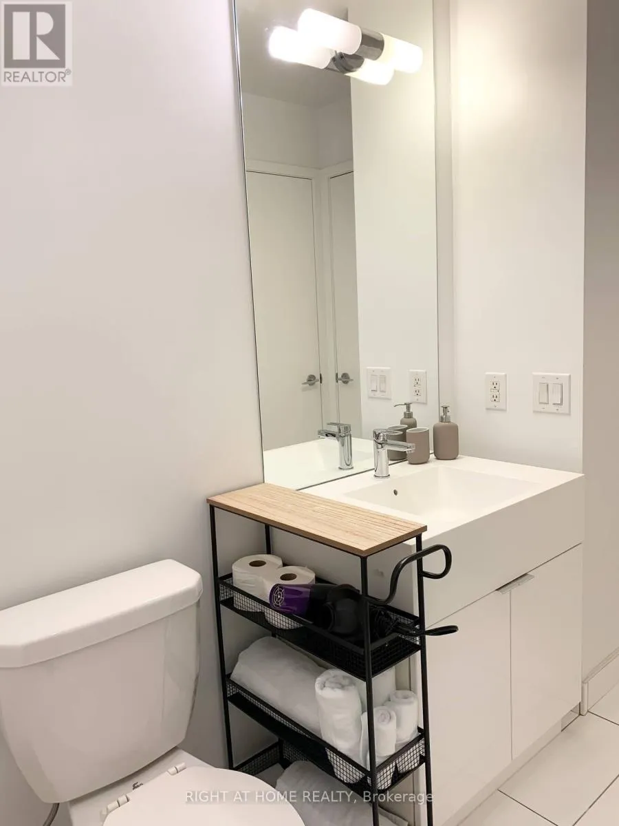 3303 - 15 ICEBOAT TERRACE