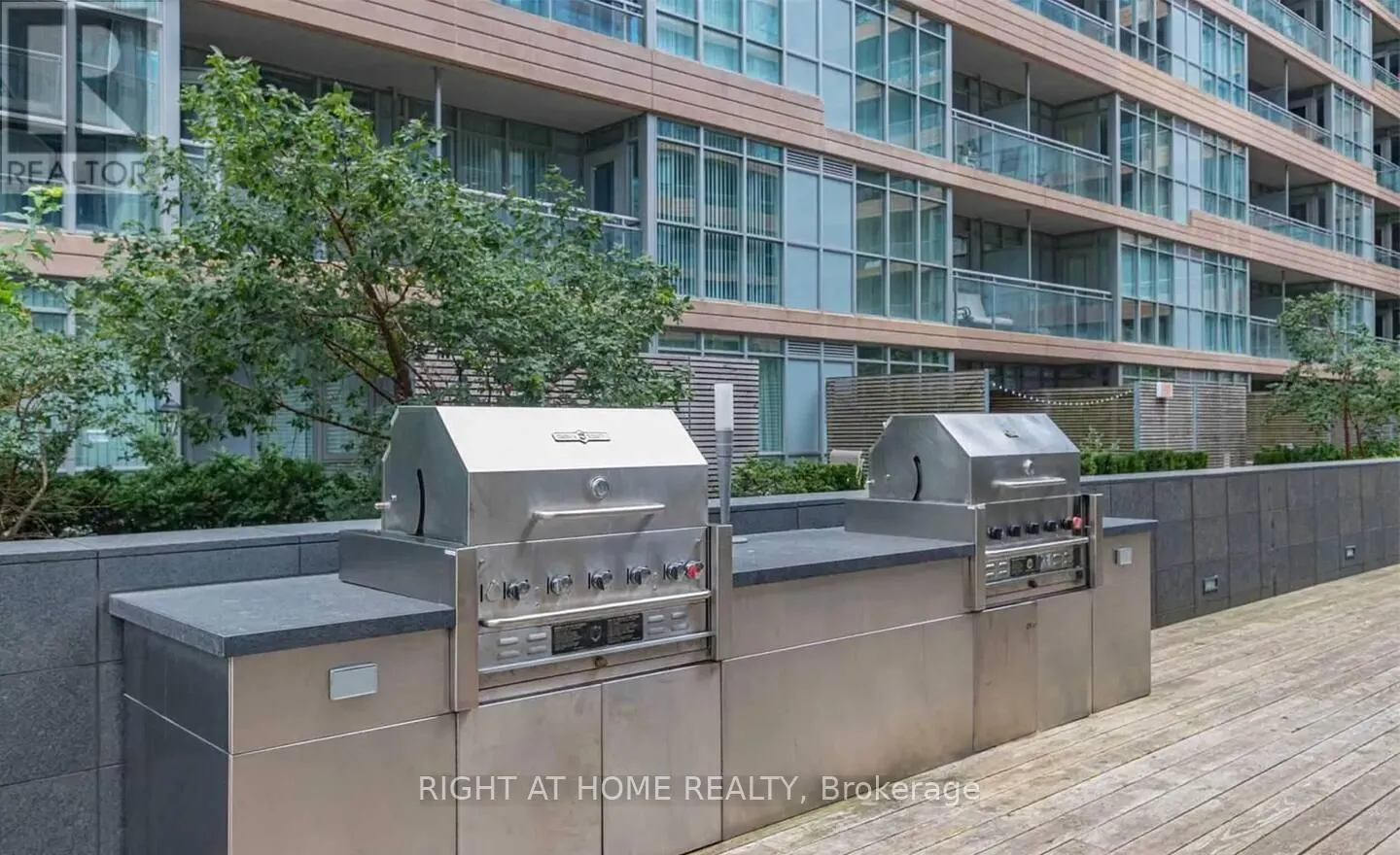 3303 - 15 ICEBOAT TERRACE