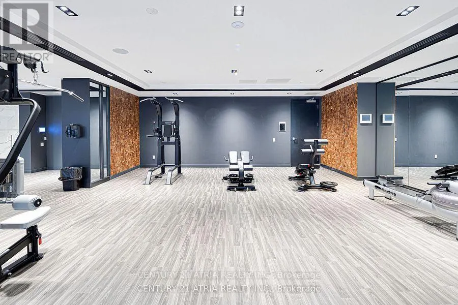 2215 - 82 DALHOUSIE STREET