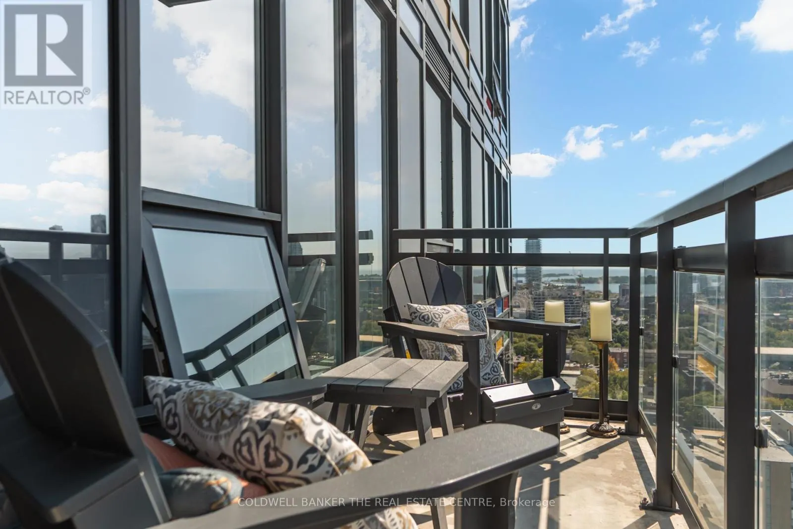 2205 - 225 SACKVILLE STREET