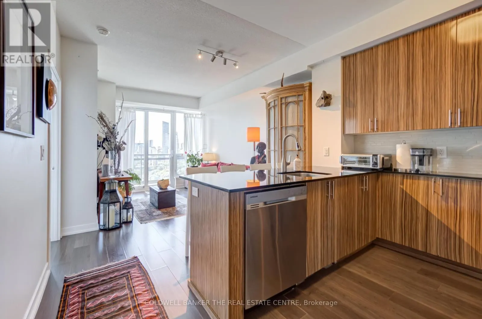 2205 - 225 SACKVILLE STREET