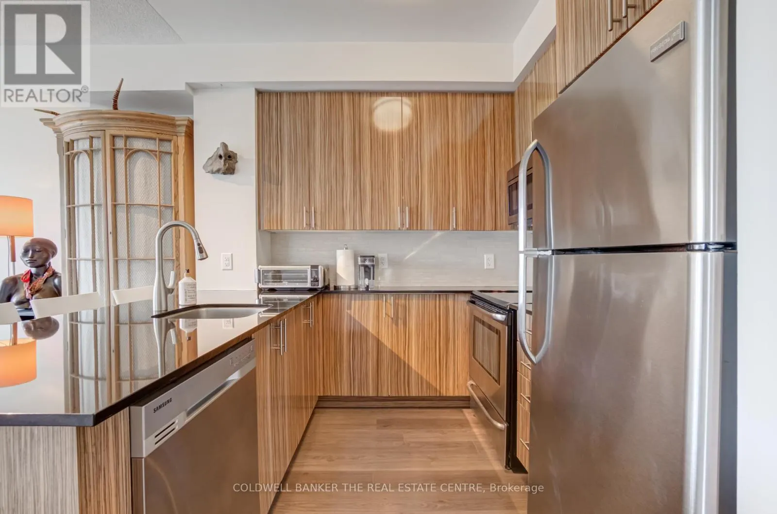 2205 - 225 SACKVILLE STREET