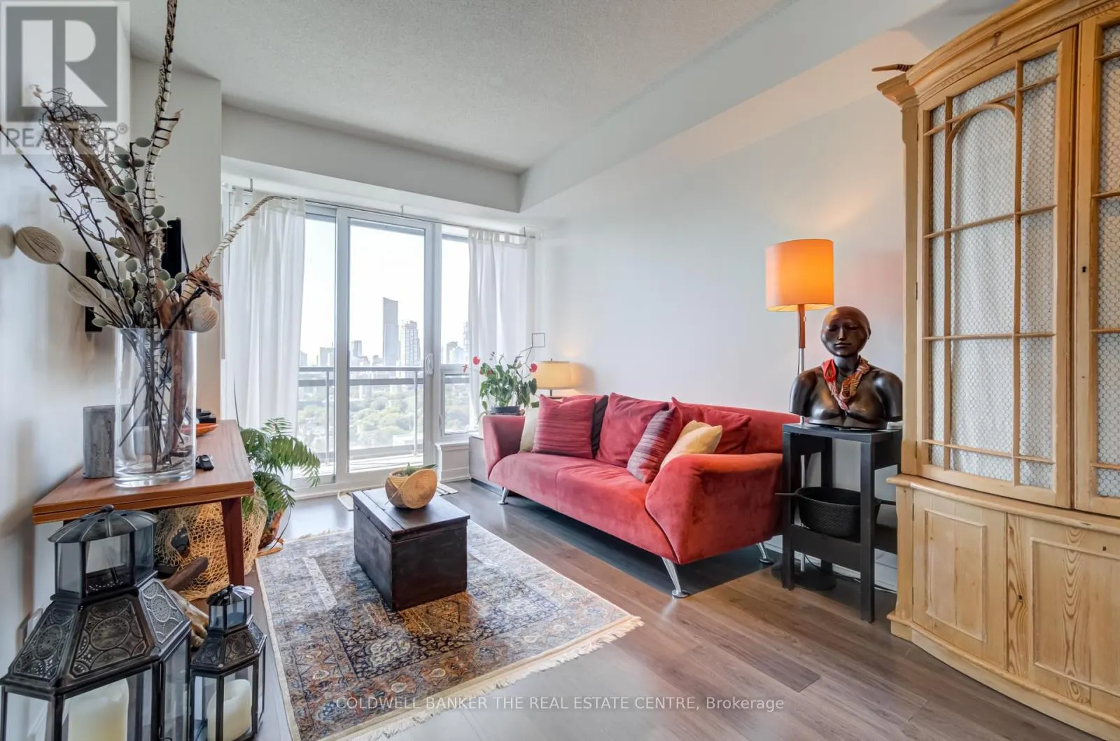 2205 - 225 SACKVILLE STREET