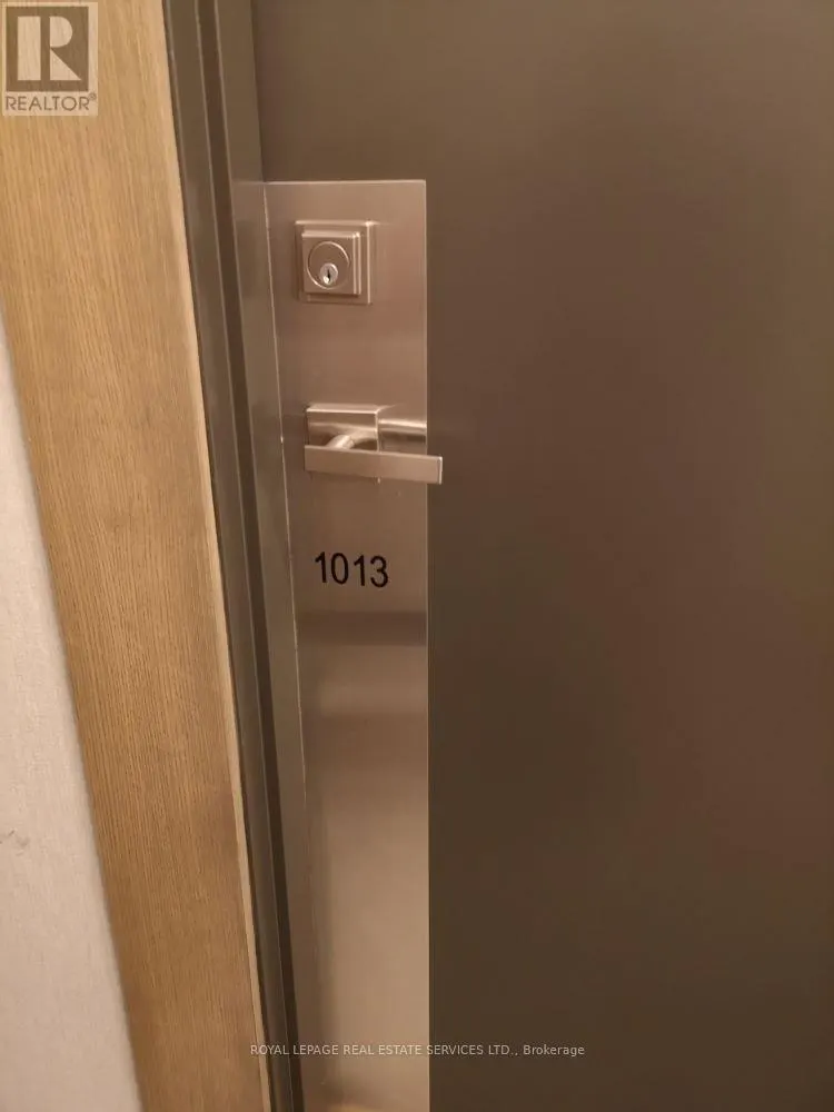 1013 - 180 FAIRVIEW MALL DRIVE