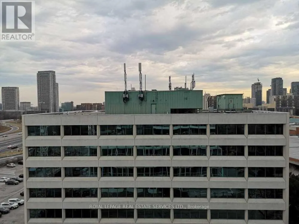 1013 - 180 FAIRVIEW MALL DRIVE