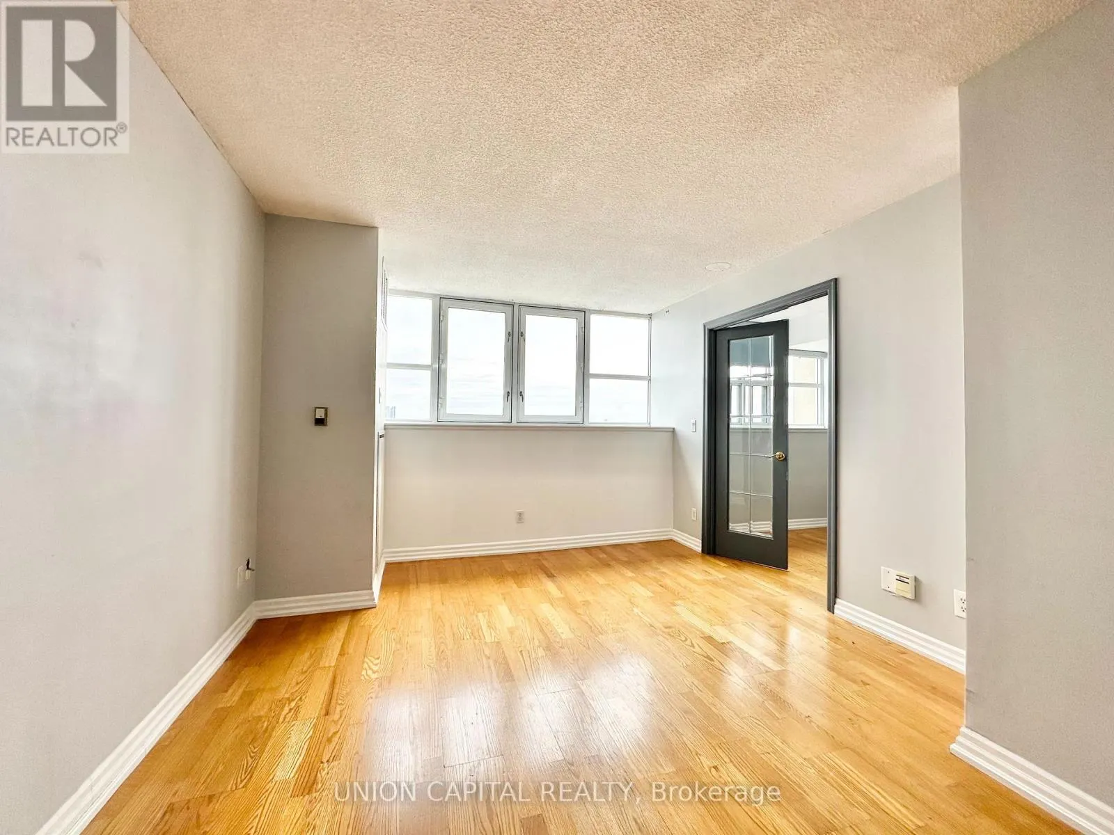 UPH107 - 797 DON MILLS ROAD