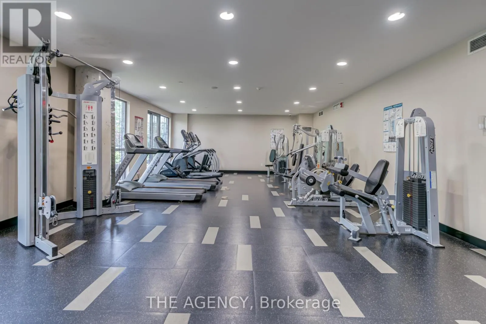 628 - 25 COLE STREET