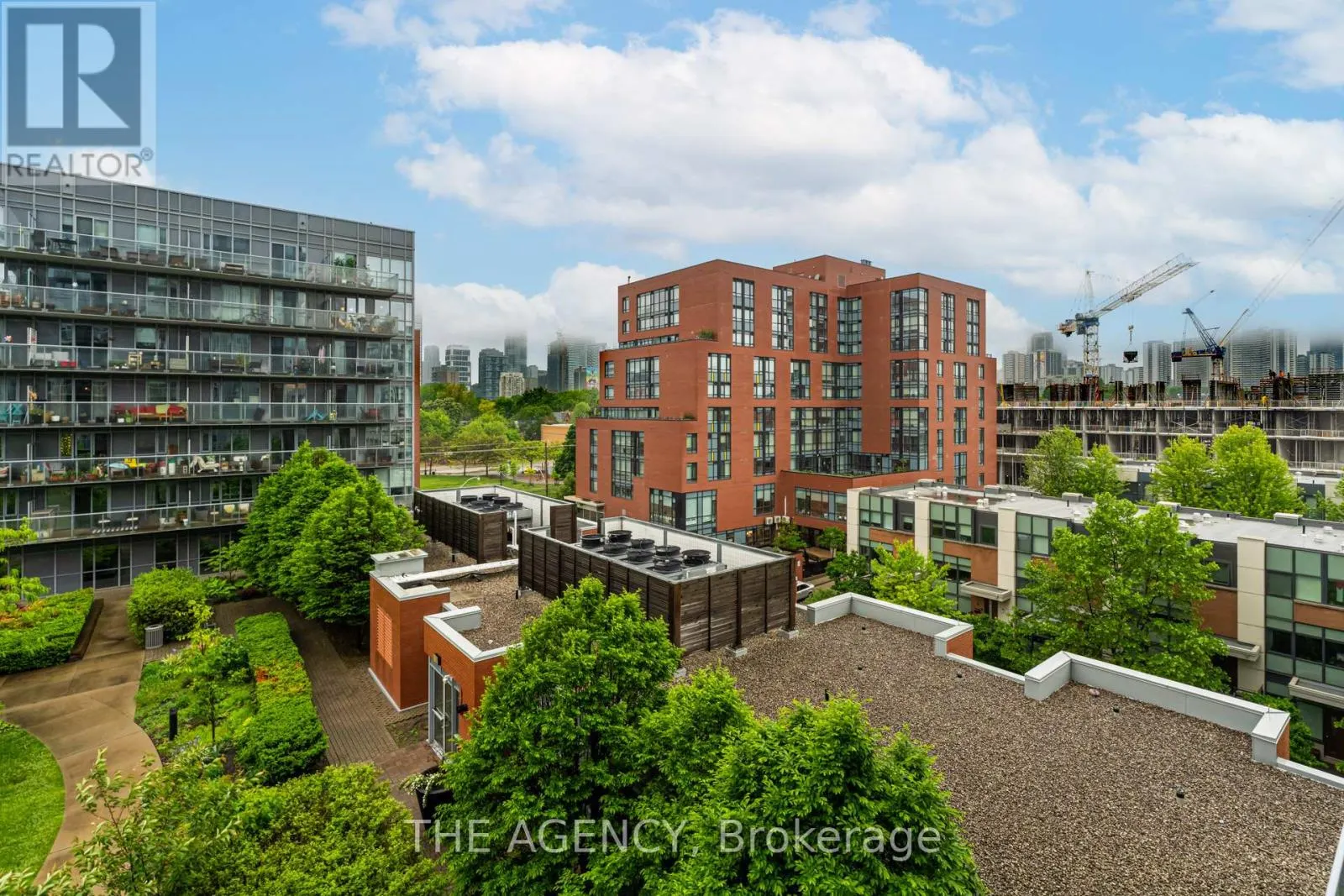 628 - 25 COLE STREET