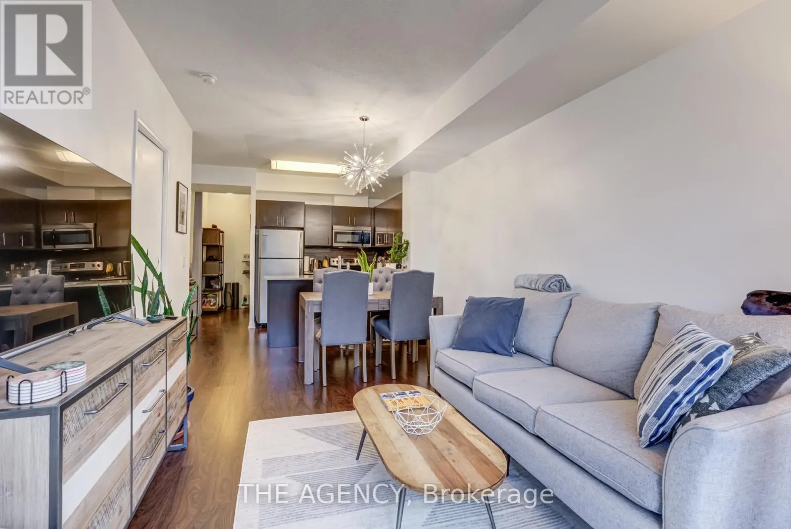 628 - 25 COLE STREET