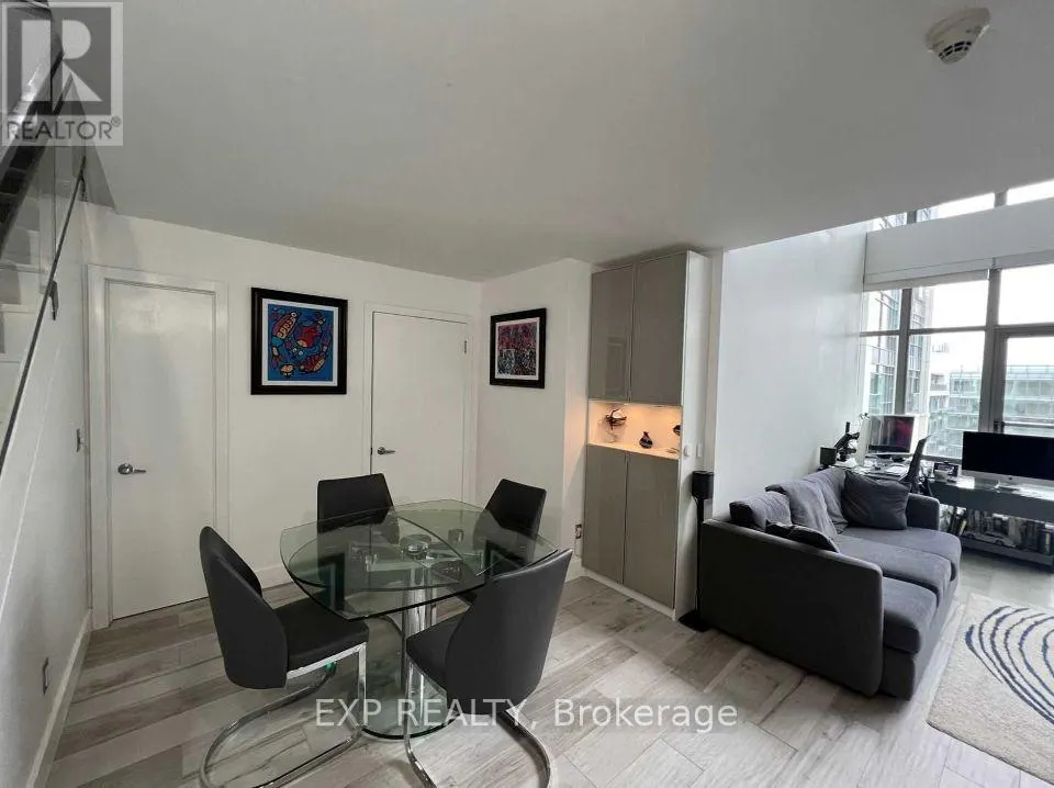 632 - 637 LAKE SHORE BOULEVARD W