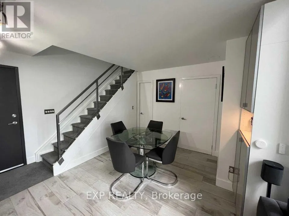 632 - 637 LAKE SHORE BOULEVARD W