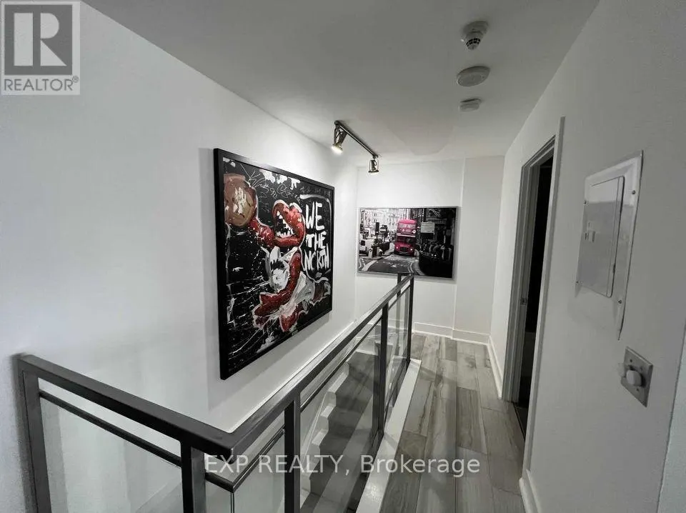 632 - 637 LAKE SHORE BOULEVARD W