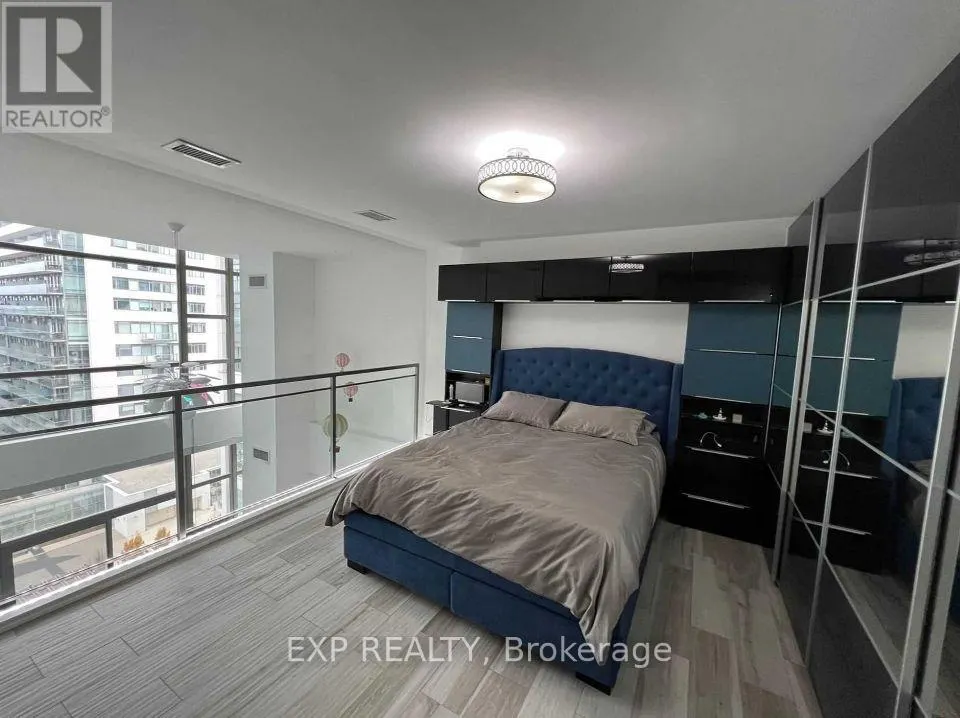 632 - 637 LAKE SHORE BOULEVARD W