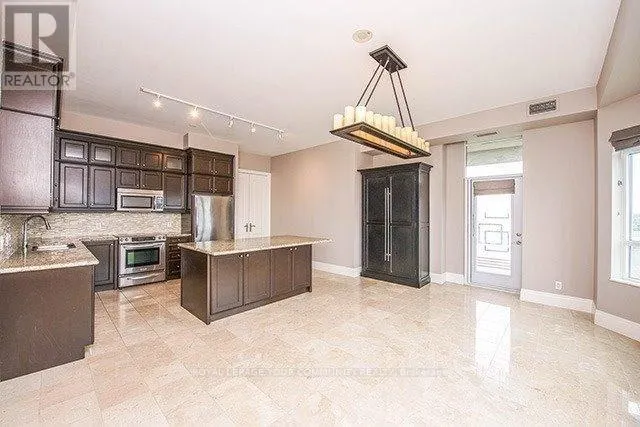 LPH1803 - 20 BLOORVIEW PLACE