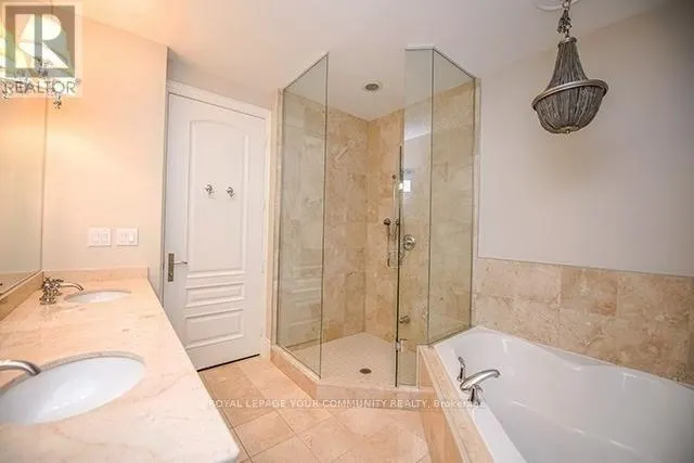 LPH1803 - 20 BLOORVIEW PLACE