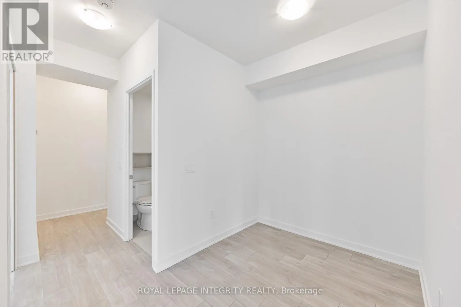 2610 - 100 DALHOUSIE STREET