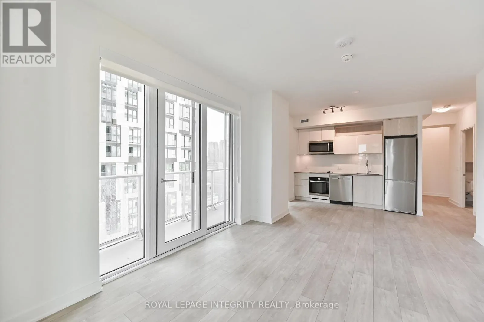 2610 - 100 DALHOUSIE STREET