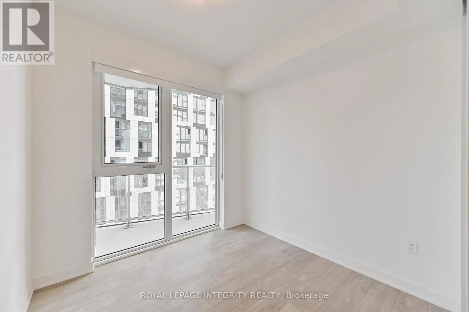 2610 - 100 DALHOUSIE STREET